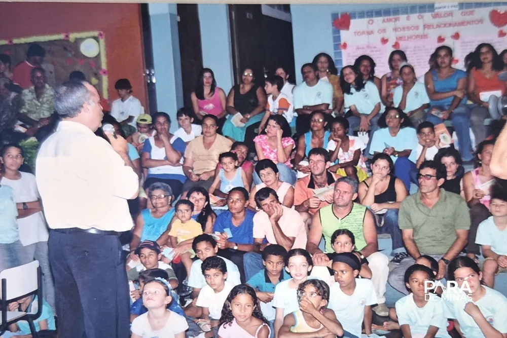 Reuni&atilde;o da Or&ccedil;amento Participativo realizada no ano de 2001 (Arquivo | Prefeitura)
